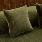 Canapé en flanelle courbé, moderne et simple. Multicolore créatif pour le salon, avec une combinaison de coussins.