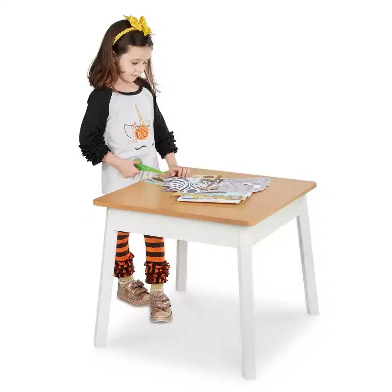 Table Carrée en Bois Melissa & Doug – Meuble pour Chambre d'Enfant (Naturel/Blanc)